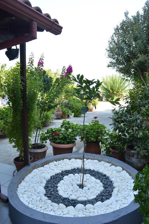 Apartamento Nikos & Panagiota Vourvourou Exterior foto